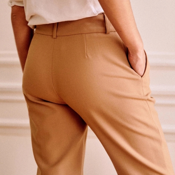 Sezane Gustavo Slightly Low-Waisted Straight Leg Trousers - Picture 4 of 14